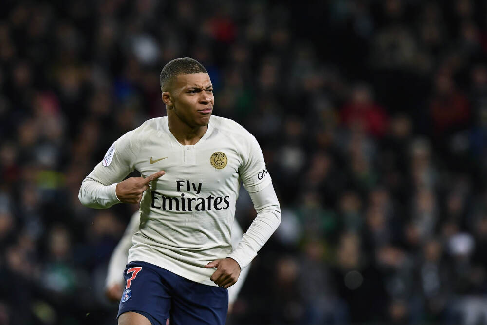 10天换手率超100%! 五只股票被机构疯抢, 背后藏着2026年科技密码